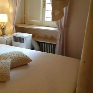 https://domus-colosseo-luxury.it-romehotels.com